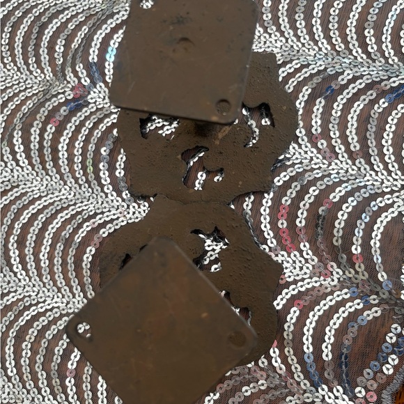 Antique cast iron curtain accents - Picture 5 of 9